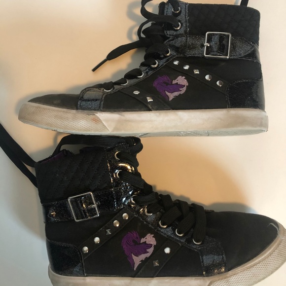 Disney D-Signed Other - Disney D-Signed Girls Descendants High Tops Size 3